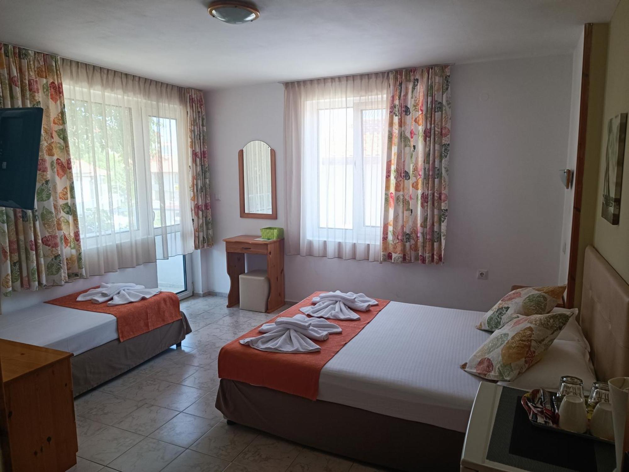 Family Hotel Sofi سوزوبول المظهر الخارجي الصورة