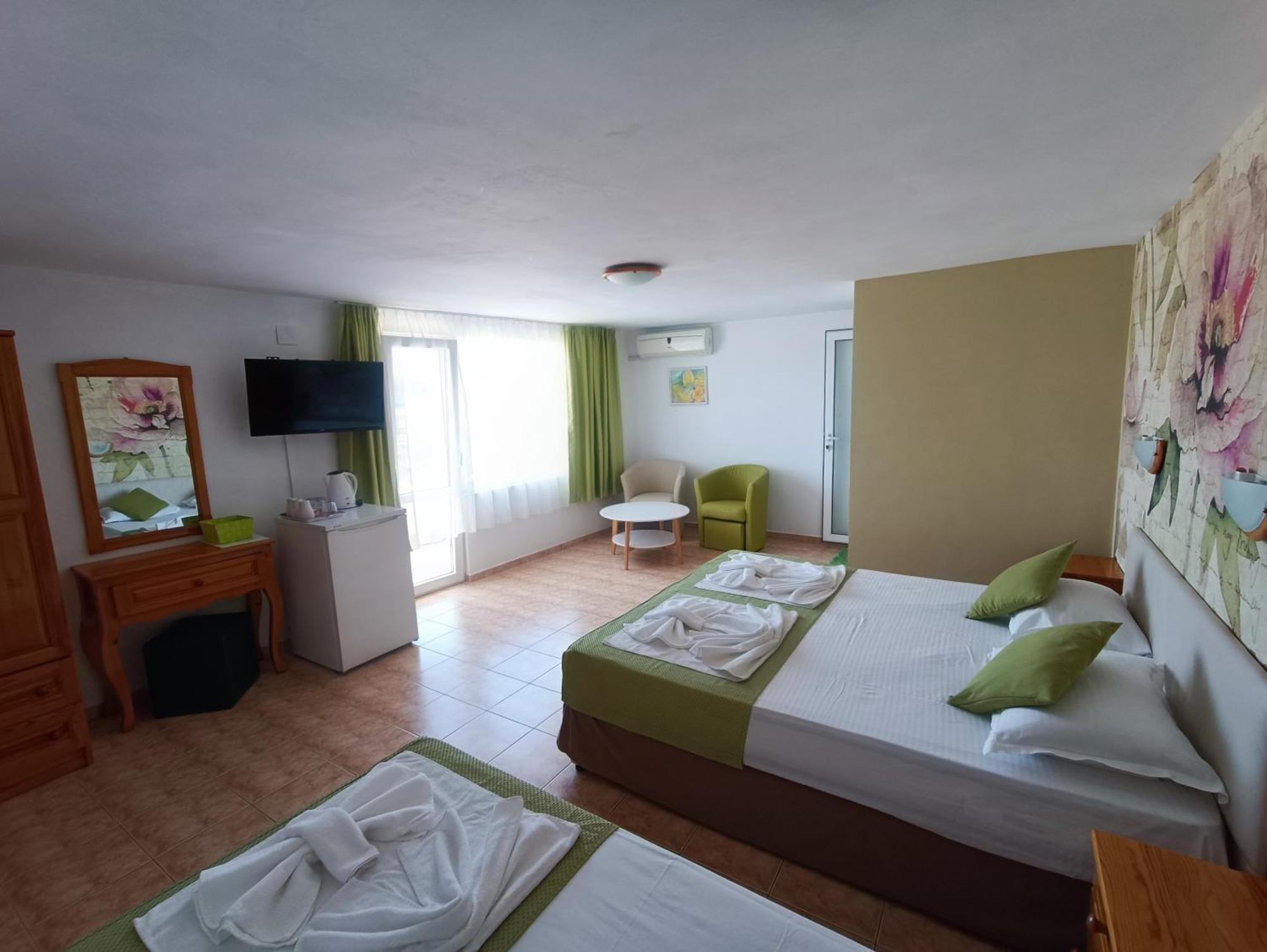 Family Hotel Sofi سوزوبول المظهر الخارجي الصورة